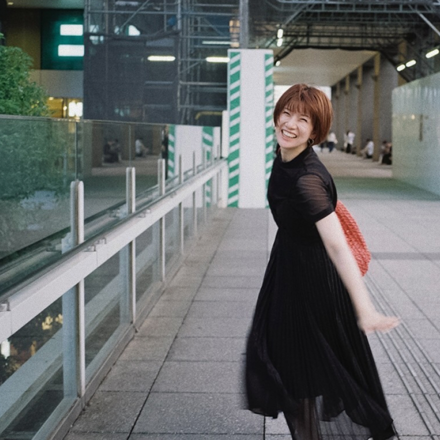 友人との待ち合わせにウキウキで現れるわたし